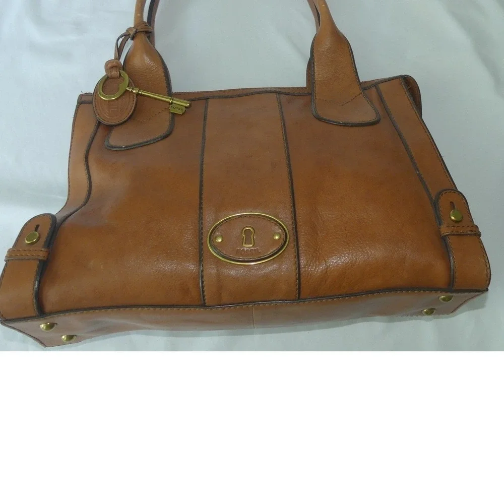 Vintage Fossil Cognac Leather Satchel Reissue Handbag Brass Key Charm Keyhole